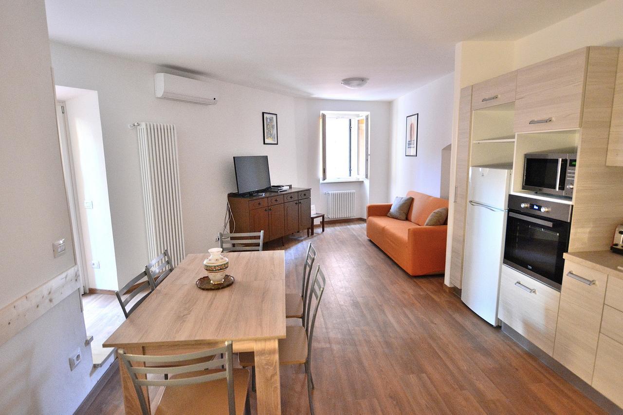 Apartment Del Pescatore Тори дел Бенако Екстериор снимка